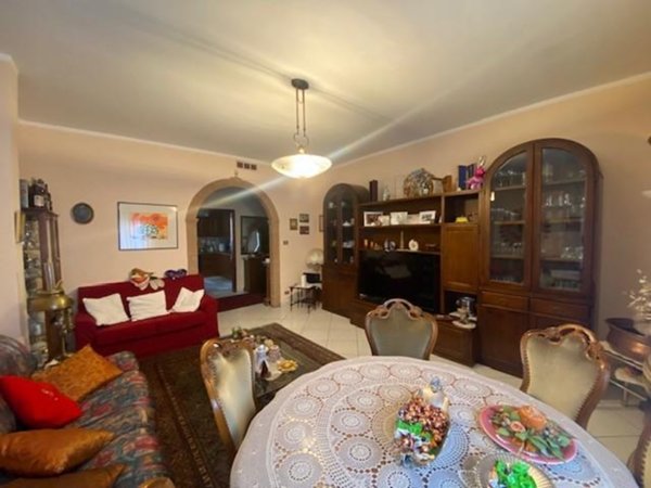 appartamento in vendita a Cascina