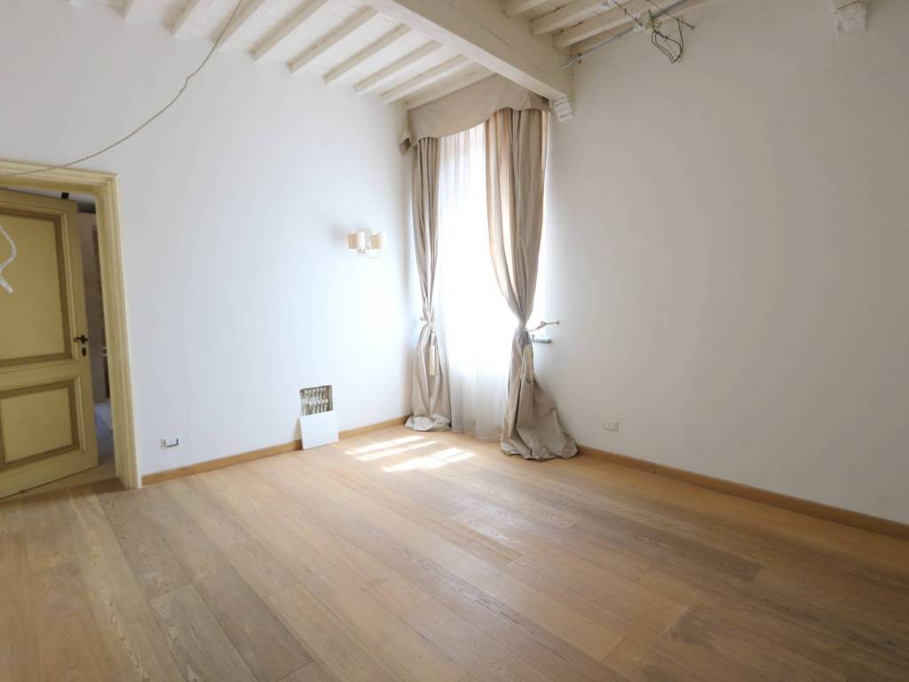 appartamento in vendita a Cascina in zona San Lorenzo a Pagnatico