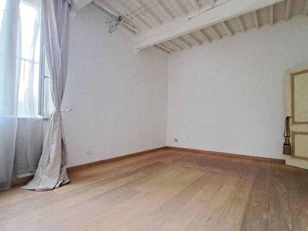 casa indipendente in vendita a Cascina in zona San Lorenzo a Pagnatico