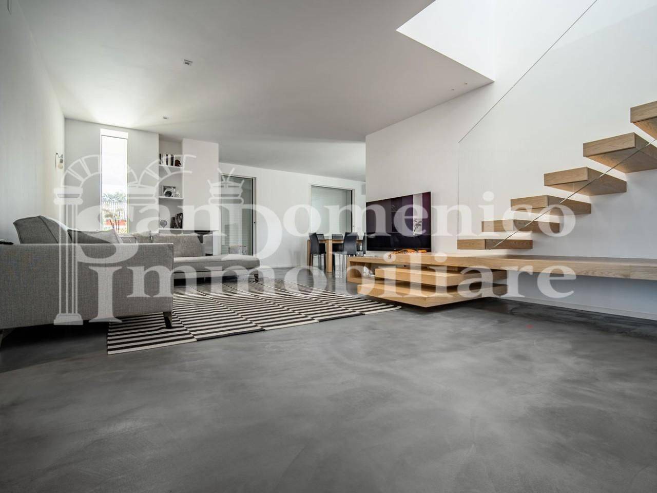 casa indipendente in vendita a Cascina in zona Navacchio