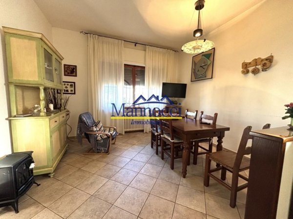 casa indipendente in vendita a Cascina in zona Musigliano