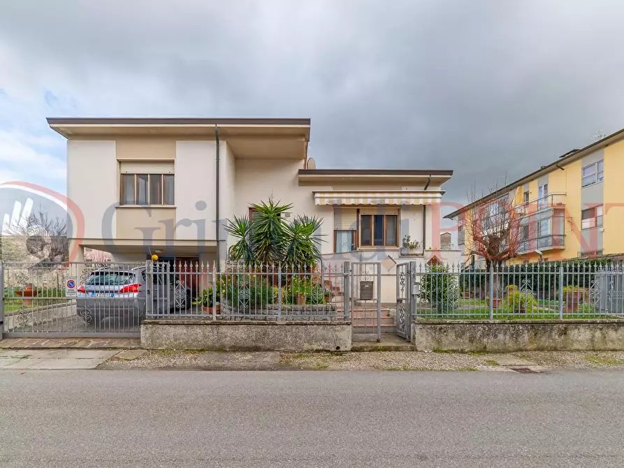 casa indipendente in vendita a Cascina in zona San Casciano