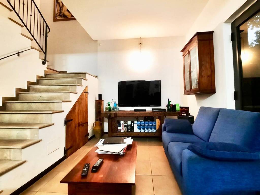 appartamento in vendita a Cascina