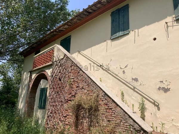 casale in vendita a Cascina