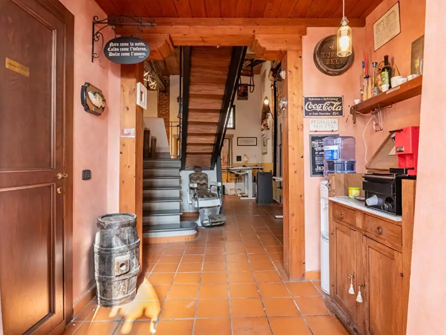 casale in vendita a Cascina