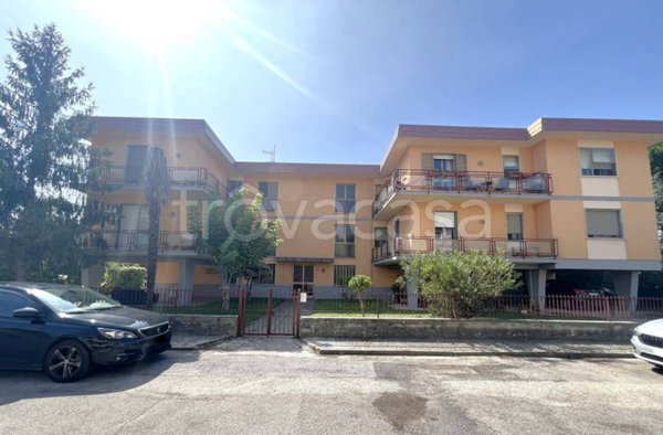 appartamento in vendita a Cascina in zona San Lorenzo a Pagnatico