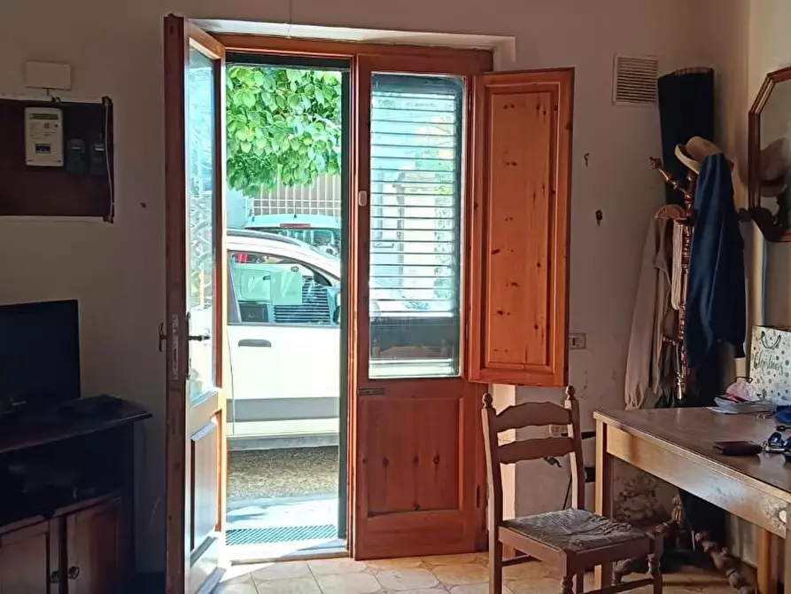 casa indipendente in vendita a Cascina