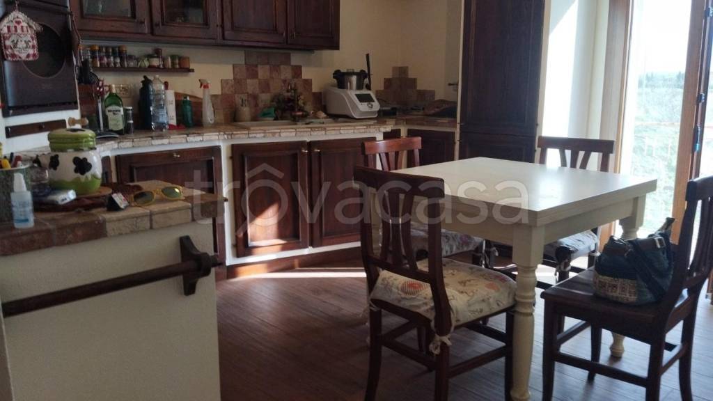 casa indipendente in vendita a Cascina in zona San Frediano a Settimo