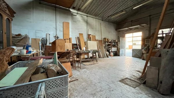 casale in vendita a Cascina