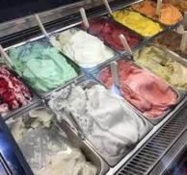 casale in vendita a Cascina