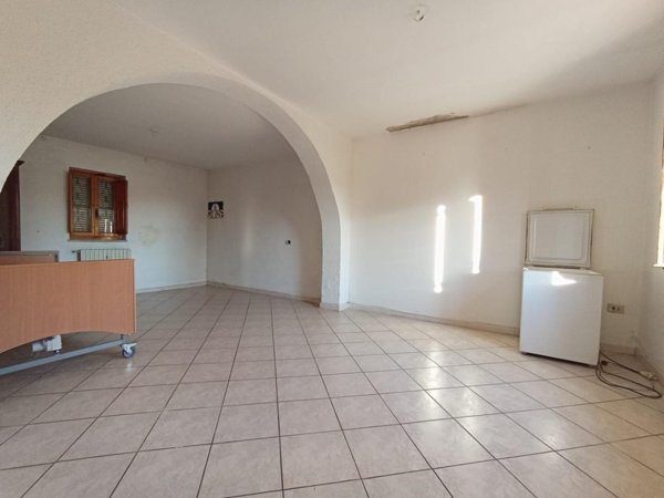 casa indipendente in vendita a Cascina