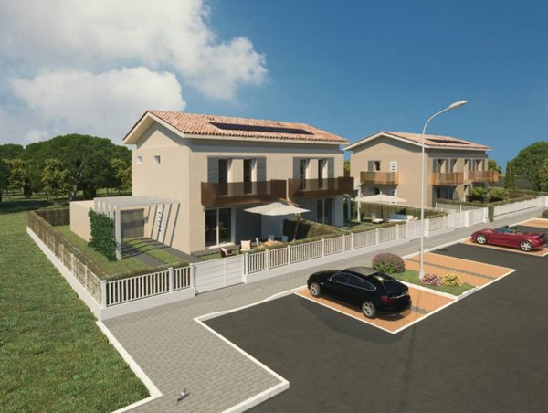 casa indipendente in vendita a Cascina in zona Visignano