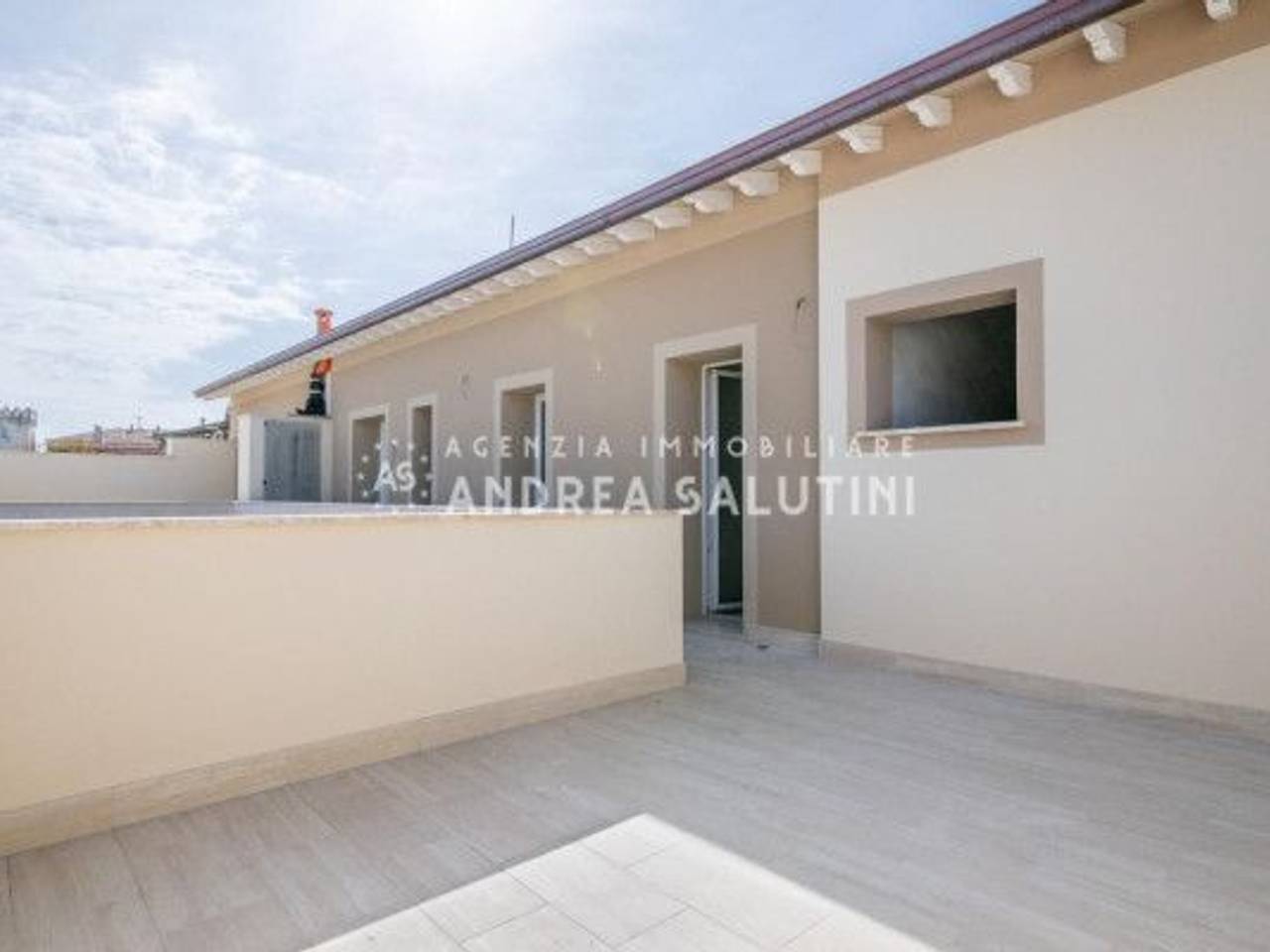 casale in vendita a Cascina