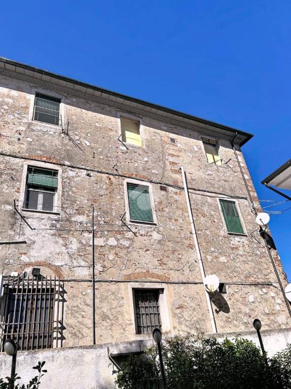appartamento in vendita a Cascina in zona Navacchio