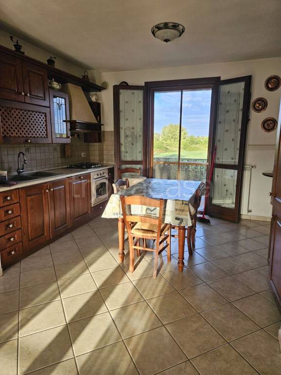 appartamento in vendita a Cascina