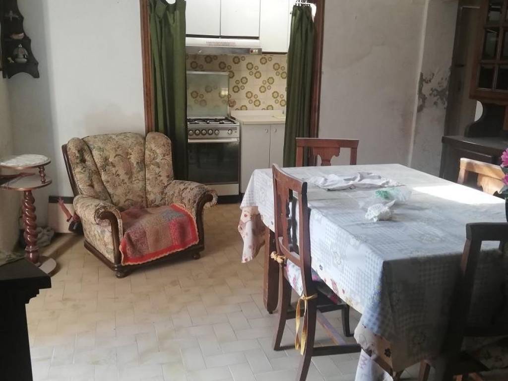 casa indipendente in vendita a Cascina in zona Navacchio