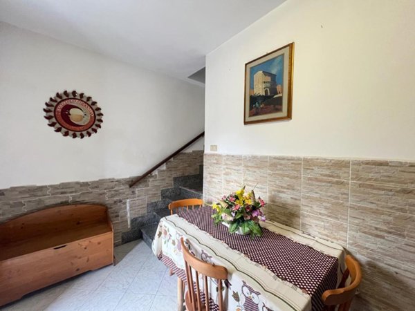 casa indipendente in vendita a Cascina in zona Navacchio