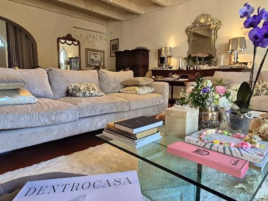 casa indipendente in vendita a Cascina in zona Navacchio
