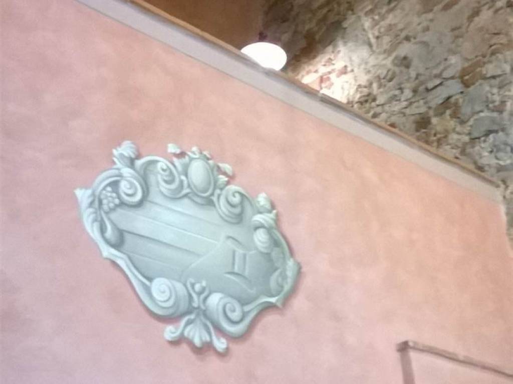 casale in vendita a Cascina