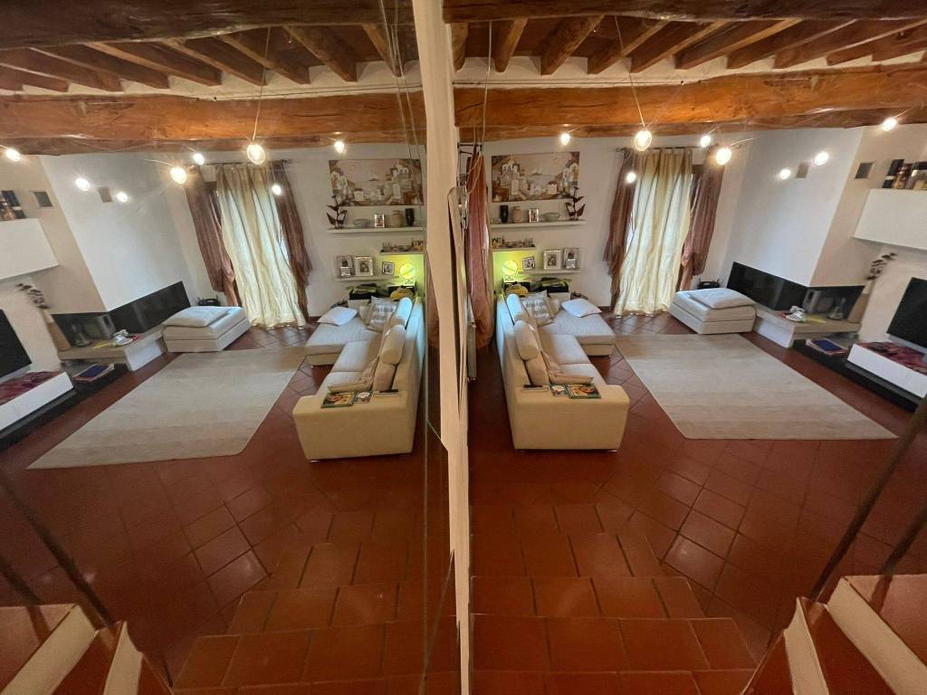 casa indipendente in vendita a Cascina in zona Navacchio