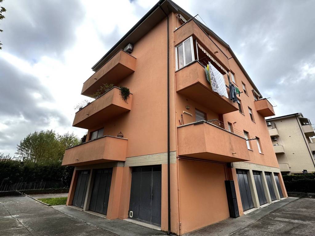 appartamento in vendita a Cascina in zona Navacchio