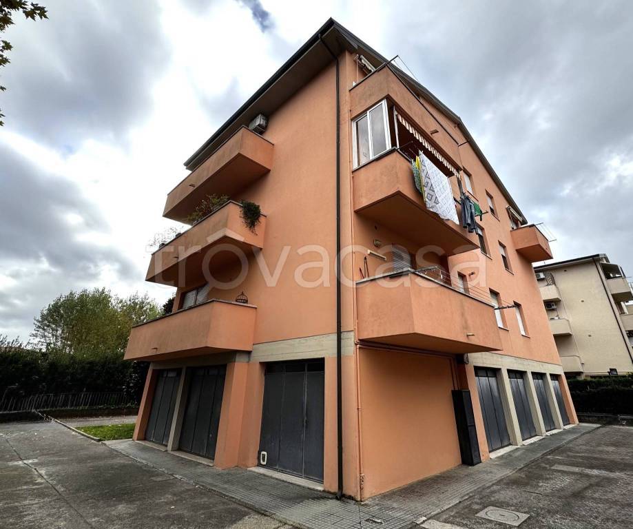 appartamento in vendita a Cascina in zona Navacchio