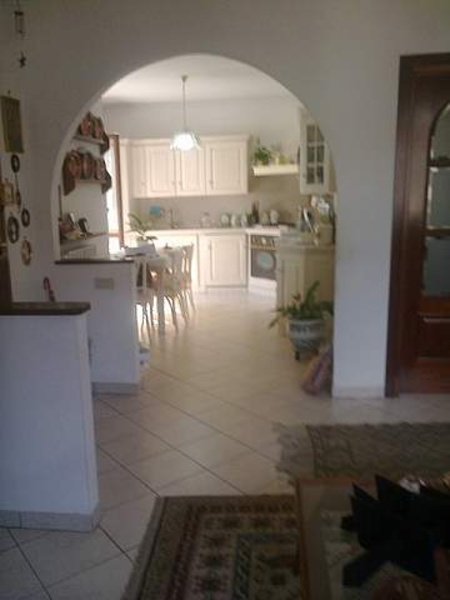 casa indipendente in vendita a Cascina