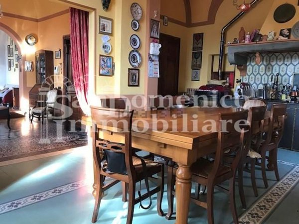 casa indipendente in vendita a Cascina in zona Navacchio
