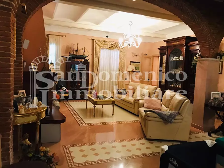 casa indipendente in vendita a Cascina in zona San Giorgio