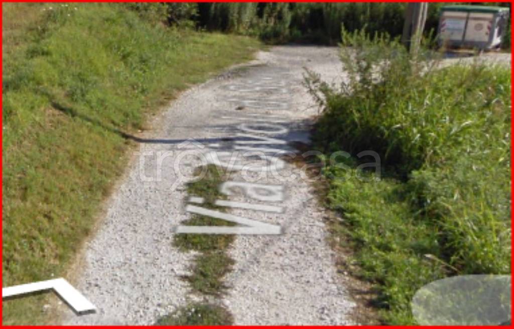 casa indipendente in vendita a Cascina