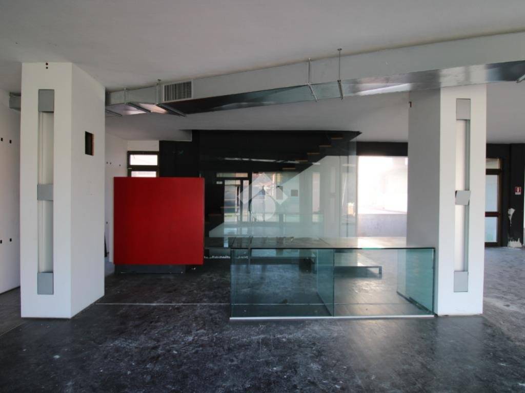 casale in vendita a Cascina