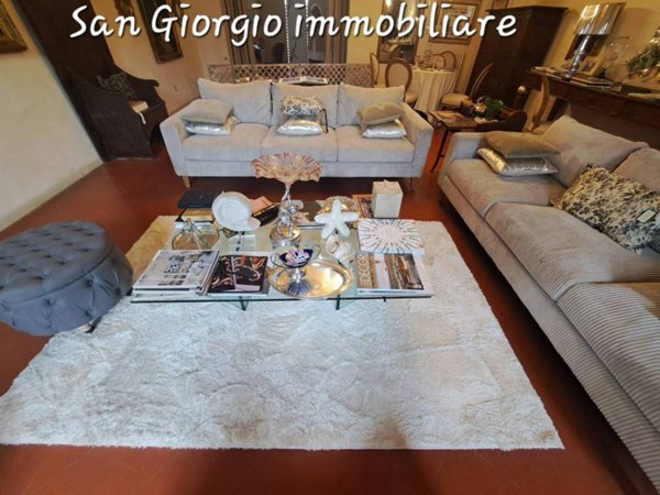 casa indipendente in vendita a Cascina in zona Navacchio