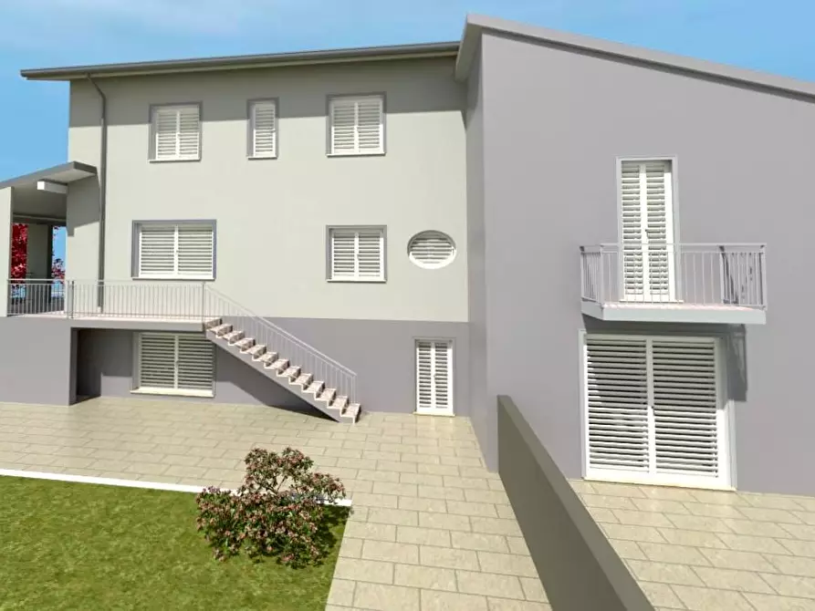 casa indipendente in vendita a Cascina