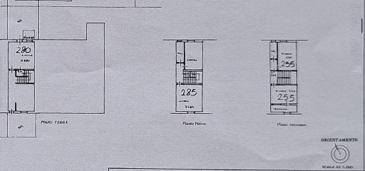 casa indipendente in vendita a Cascina in zona Navacchio