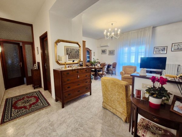 appartamento in vendita a Cascina in zona Casciavola