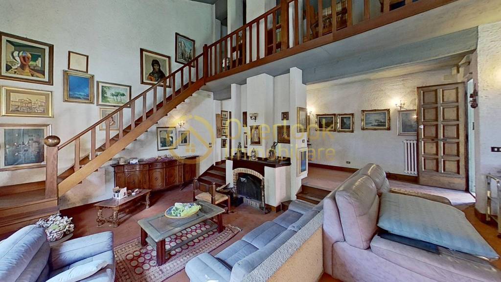 casa indipendente in vendita a Cascina