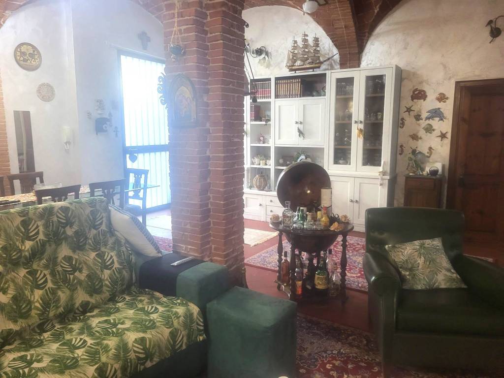 casa indipendente in vendita a Cascina in zona San Casciano