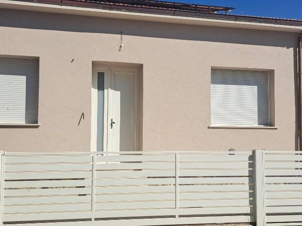 casale in vendita a Cascina in zona Casciavola