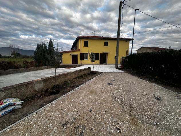 appartamento in vendita a Cascina in zona Titignano