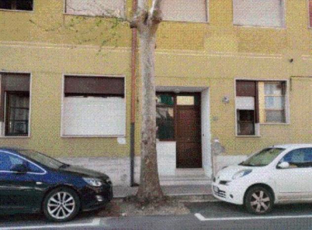 casale in vendita a Cascina