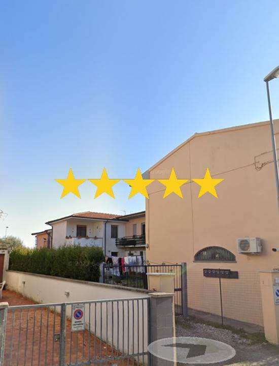 appartamento in vendita a Cascina in zona San Lorenzo a Pagnatico