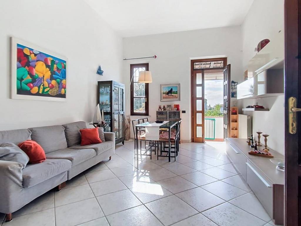 appartamento in vendita a Cascina in zona Navacchio