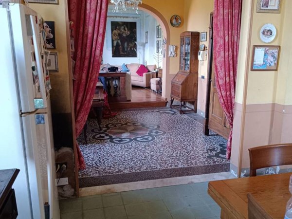 casa indipendente in vendita a Cascina in zona Casciavola