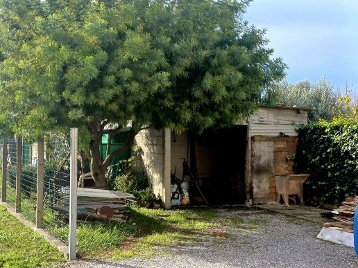 casale in vendita a Cascina in zona Navacchio