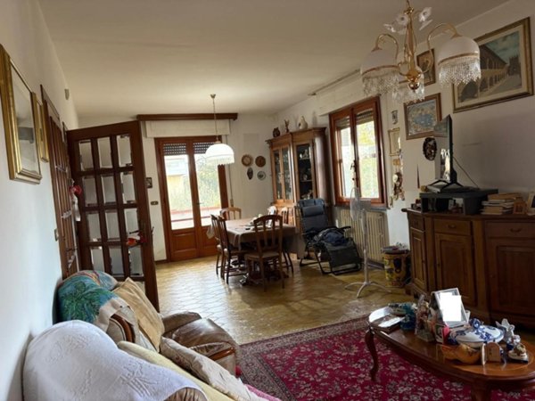 casa indipendente in vendita a Cascina in zona San Frediano a Settimo