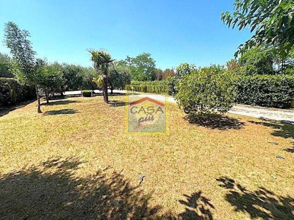 casa indipendente in vendita a Cascina in zona San Lorenzo a Pagnatico