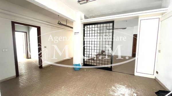 casale in vendita a Cascina