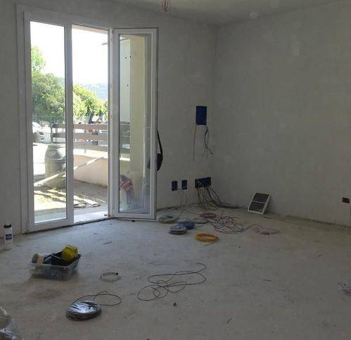 casa indipendente in vendita a Cascina