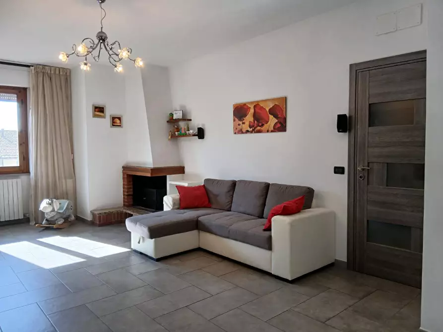 appartamento in vendita a Cascina