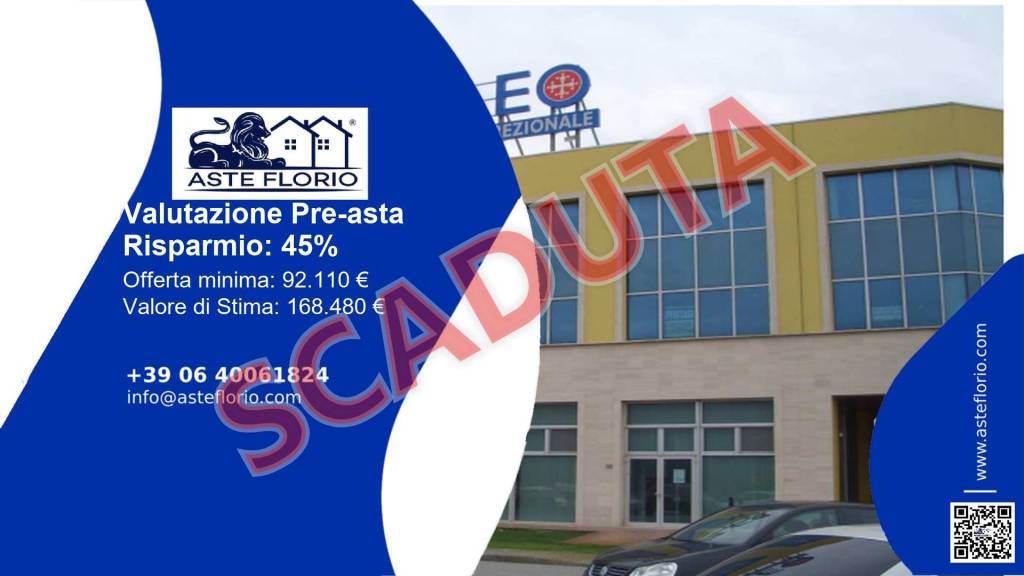 casale in vendita a Cascina